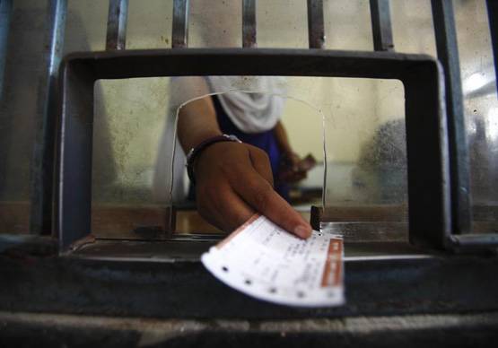 इसलिए रेलवे की नौकरी है बेस्ट, सैलरी के साथ मिलती हैं ये सुविधाएं