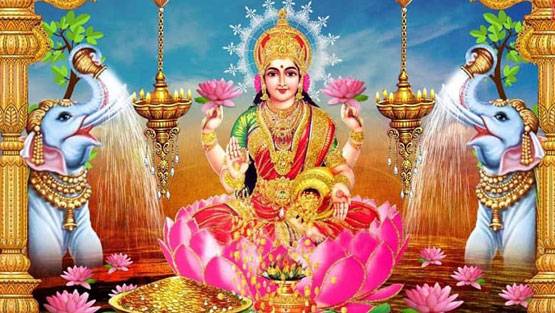Dhanteras 2018: पूजा से पहले जान लें मां लक्ष्मी से जुड़ीं ये बातें