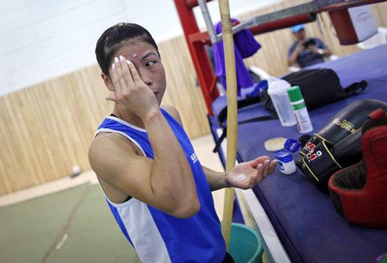 3 बच्चों की मां मेरीकॉम, 35 की उम्र में छठी बार बनीं वर्ल्ड चैम्पियन