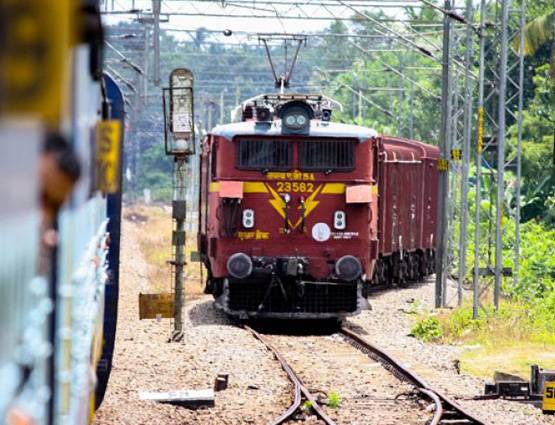 रेलवे ऐप से बुक कर रहे हैं जनरल टिकट, तो पहले जानें ये नियम