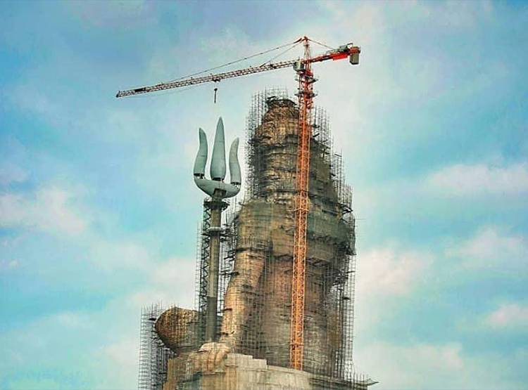 अयोध्या में राम, तो यहां बन रही दुनिया की सबसे ऊंची शिव मूर्ति