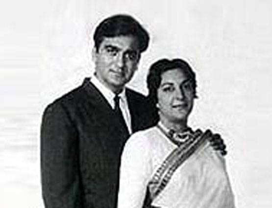 ये हैं बॉलीवुड की पावर फुल जोड़ियां, पति-पत्नी दोनों फिल्मी सितारे