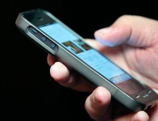 रेवेन्यू की रेस में Jio ने मारी बाजी, एयरटेल तीसरे नंबर पर