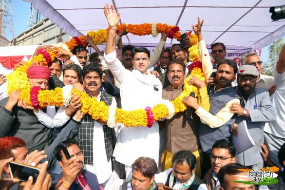 सचिन पायलट की ये सौगंध 4 साल बाद हुई पूरी, अब पहना साफा PHOTOS