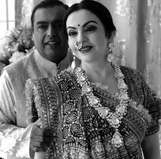 33 साल पहले जब नीता बनी थीं मुकेश अंबानी की दुल्हन, देखें तस्वीरें