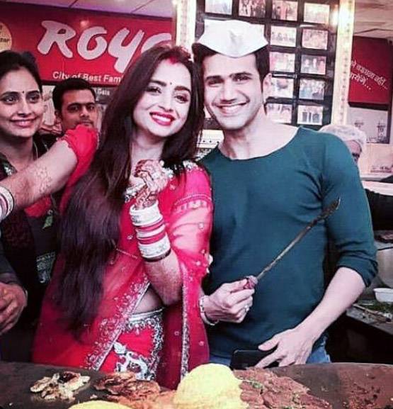 एक्ट्रेस ने मुंबई में की शादी, UP के लखीमपुर खीरी में दिया रिसेप्शन