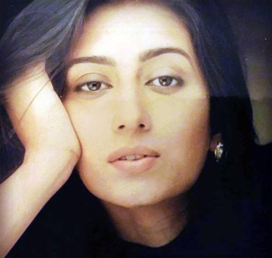 स्मृति ईरानी ने पति के साथ डाली तस्वीर, हंसकर लोट-पोट हुए लोग