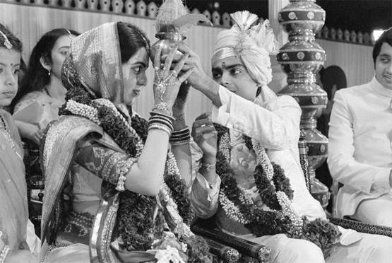 33 साल पहले जब नीता बनी थीं मुकेश अंबानी की दुल्हन, देखें तस्वीरें