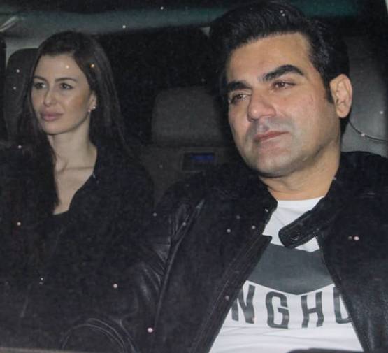 Salman Khan Birthday: दबंग खान की पार्टी में पहुंचे ये सेलेब्स