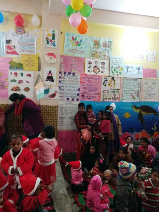 प्राइवेट स्कूलों जैसे हैं दिल्ली के आंगनवाड़ी! इसलिए हैं खास