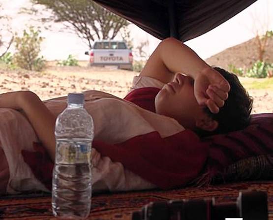 यहां मर्दों को चाहिए मोटी बीवी, केमिकल पीने को मजबूर हैं लड़कियां!