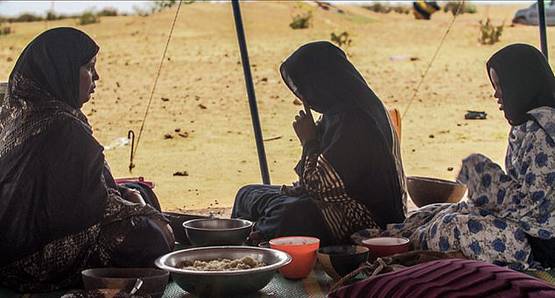 यहां मर्दों को चाहिए मोटी बीवी, केमिकल पीने को मजबूर हैं लड़कियां!