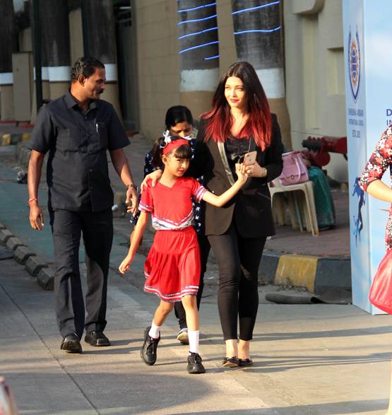 Dhirubhai Ambani School Function: ऐश्वर्या सहित पहुंचे ये सितारे