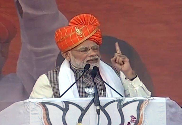 PM मोदी की जुबां पर 68 बार कांग्रेस-नामदार, वसुंधरा तो सिर्फ 6 बार!