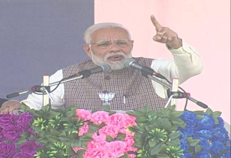 PM मोदी की जुबां पर 68 बार कांग्रेस-नामदार, वसुंधरा तो सिर्फ 6 बार!