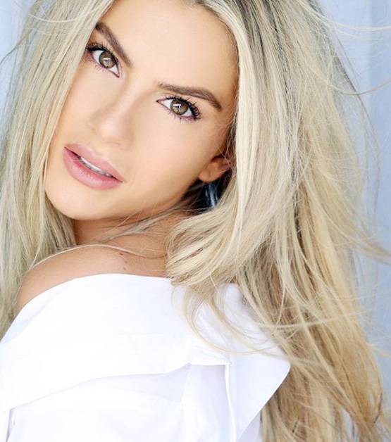 अंग्रेजी नहीं बोलने पर मिस USA ने उड़ाया मिस वियतनाम का मजाक