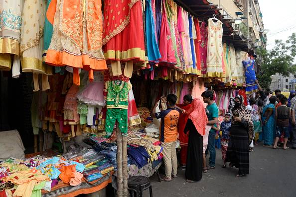 इस मामले में महिलाओं को पुरुषों की बराबरी करने में लगेंगे 202 साल