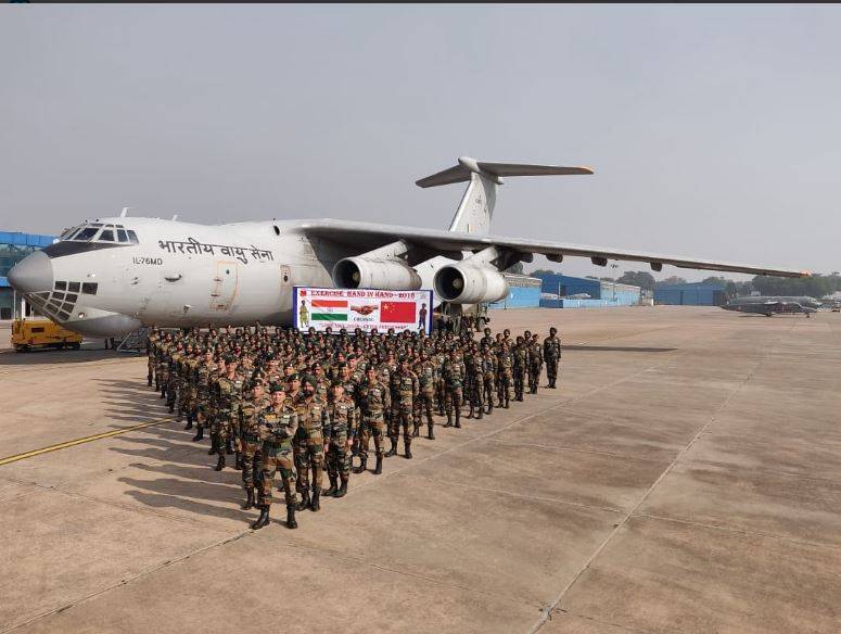 डोकलाम के एक साल बाद भांगड़ा, झूमते दिखे भारत-चीन के सैनिक