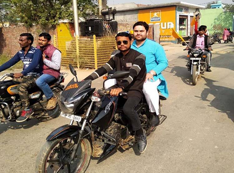 योगेश की बहन बोली- इंस्पेक्टर ने ही खुद को गोली मारी