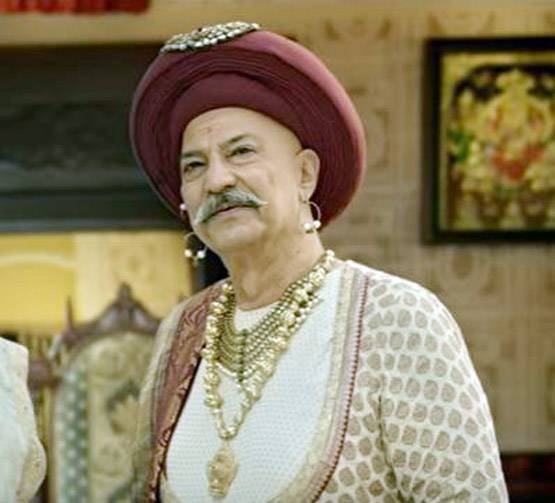 मणिकर्णिका की स्टार कास्ट: इन कलाकारों ने निभाए हैं ये किरदार