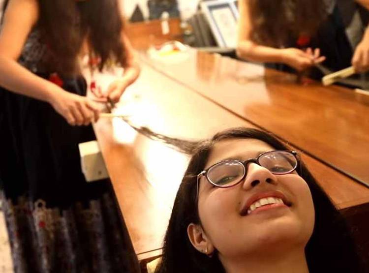 इनके हैं सबसे लंबे बाल, गिनीज वर्ल्ड रिकॉर्ड में दर्ज हुआ नाम