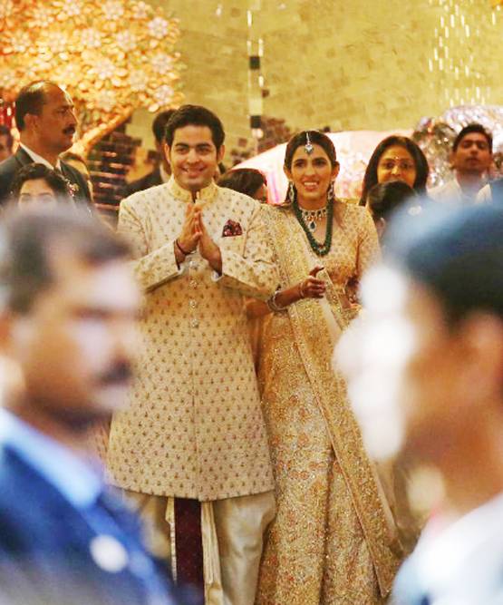 33 साल पहले जब नीता बनी थीं मुकेश अंबानी की दुल्हन, देखें तस्वीरें