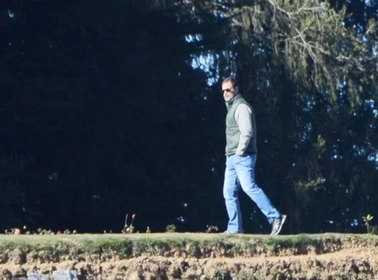 बच्चों के साथ राहुल गांधी ने खेला चेस, शिमला में ऐसे बीता दिन