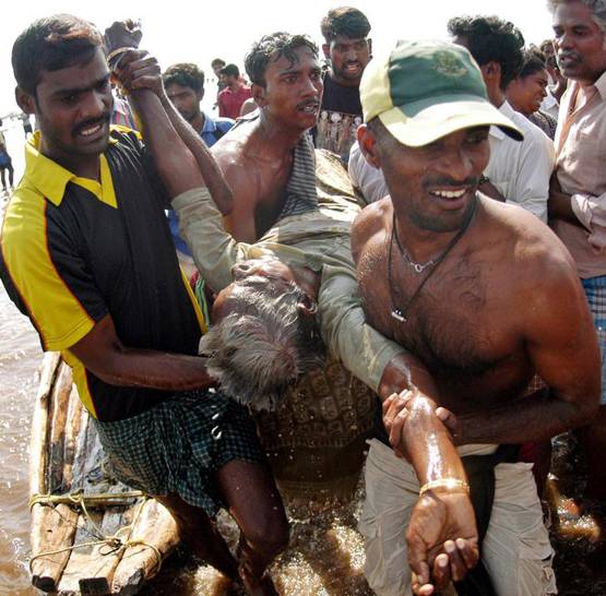 आज ही के दिन भारत में आई थी Tsunami, हुई थीं ढाई लाख मौतें