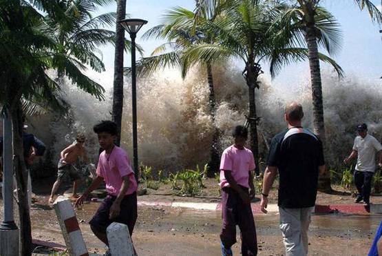 आज ही के दिन भारत में आई थी Tsunami, हुई थीं ढाई लाख मौतें