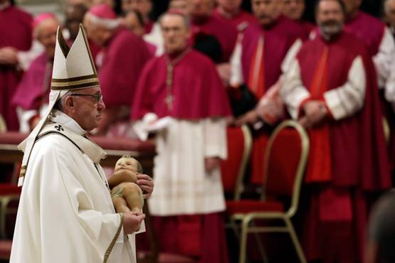 वेटिकन सिटी में कैसे सेलिब्रेट हुआ क्रिसमस ईव, देखें Photos