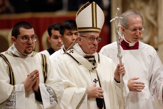 वेटिकन सिटी में कैसे सेलिब्रेट हुआ क्रिसमस ईव, देखें Photos