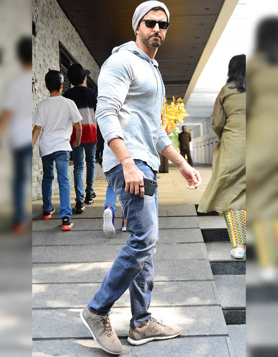 एक्स वाइफ सुजैन संग लंच पर गए ऋतिक रोशन, फोटोज आईं सामने