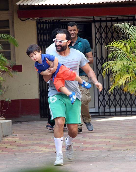 Photos: पापा सैफ संग प्ले टाइम एन्जॉय करते दिखे तैमूर अली खान