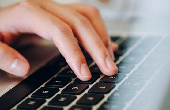 इंजीनियर-डॉक्टर नहीं!  इन नौकरियों का है जमाना, लाखों में होगी सैलरी