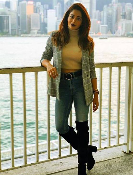 12 kg वजन घटाकर खुश नेहा पेंडसे, मॉनोकनी में शेयर की पुरानी फोटो