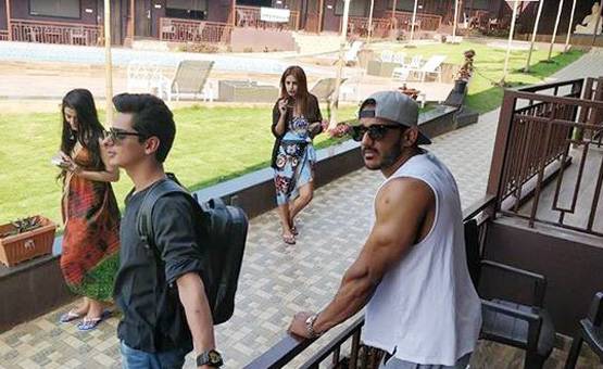 'निमकी मुखिया' फेम एक्ट्रेस का गोवा हॉलिडे, बिकिनी में आईं नजर