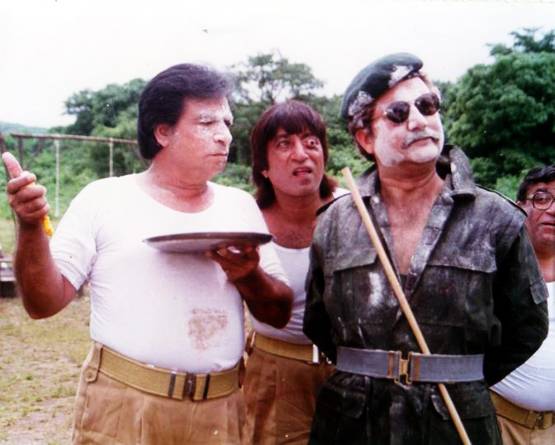 हरफनमौला कादर खान के 8 फिल्मी किरदार, वायरल हैं ये तस्वीरें