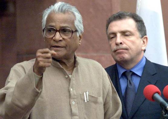 ...जब जॉर्ज फर्नांडिस बने सिख, करने लगे थे गीता का पाठ