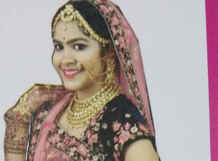 पहले दुल्हन की तरह सजी, फिर साध्वी बन लिया वैराग्य