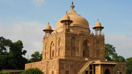 कुंभ जा रहे हैं तो जरूर घूमिए प्रयागराज की ये 13 खास जगहें