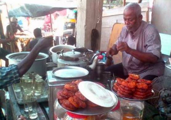 चाय बेचकर गरीब बच्चों के लिए खोला स्कूल, अब मिलेगा पद्मश्री