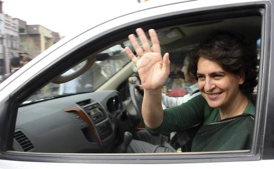 Priyanka Gandhi: पर्दे के पीछे रहकर निभाती हैं गेम चेंजर का रोल