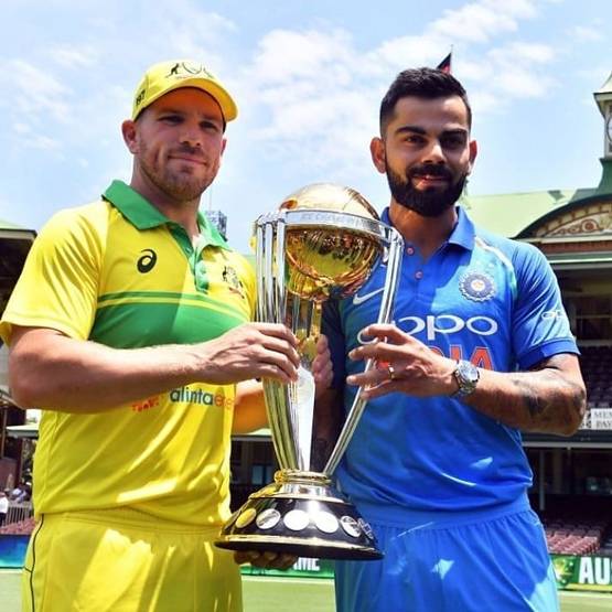 वर्ल्ड कप ट्रॉफी के साथ दिखे कोहली, बोले- अब बस फोकस इसे जीतने पर