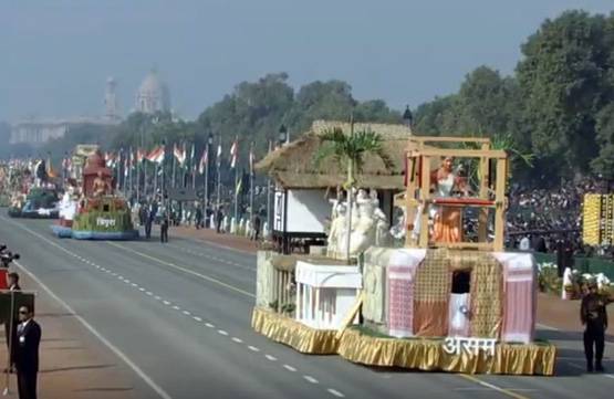 राजपथ पर पहली बार असम राइफल की महिला टुकड़ी ने की परेड