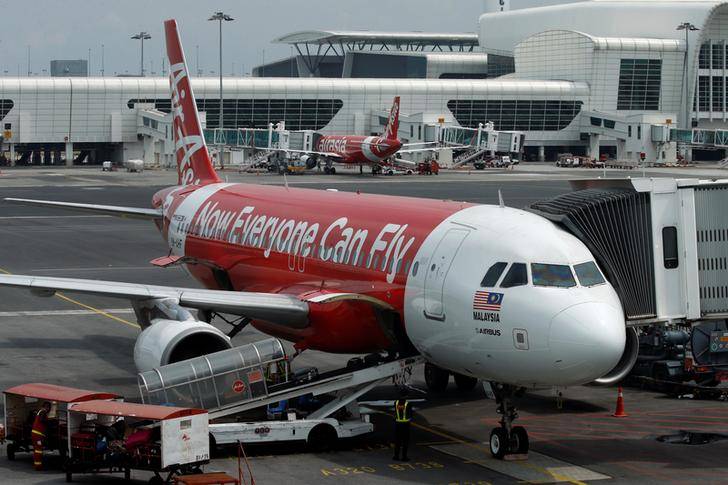 सिर्फ 999 रुपये में करें हवाई सफर, AirAsia दे रही मौका
