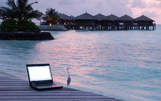 वो नौकरियां, जहां मिलता है मोटा पैसा और विदेश घूमने का मौका