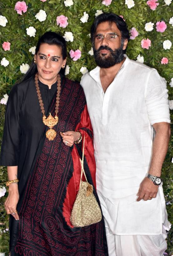 राज ठाकरे के बेटे अमित की शादी में पहुंचे ये सेलेब्स, PHOTOS