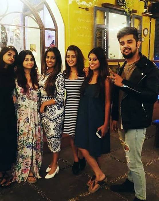 बिग बॉस 12 की गर्ल्स का मेकओवर, वायरल हुआ ग्लैमरस लुक