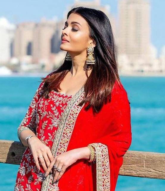 दोहा में ऐश्वर्या का एथनिक लुक, Viral है एक्ट्रेस का फोटोशूट