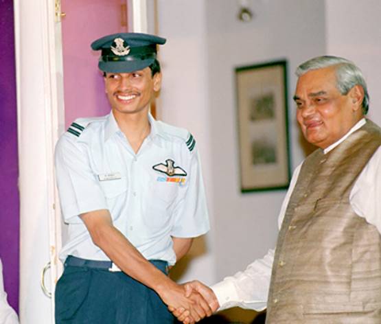 PAK की कैद में थे पायलट नचिकेता, वाजपेयी सरकार ऐसे लाई थी वापस